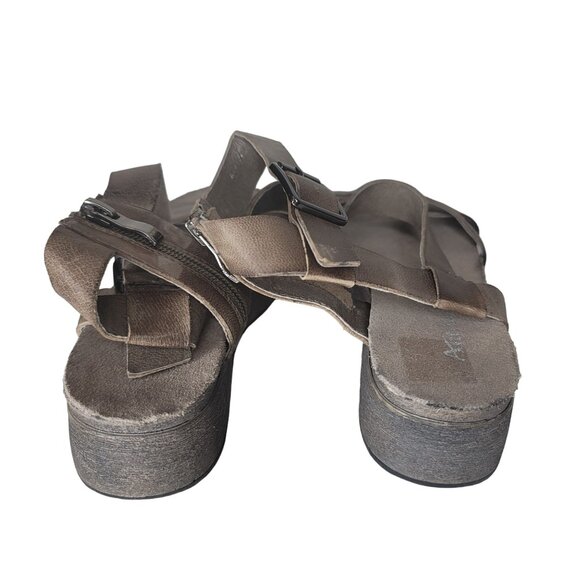 Antelope NWOT Women's Strappy leather Sandals ankle sz 6.5 light try on wear - Picture 6 of 8